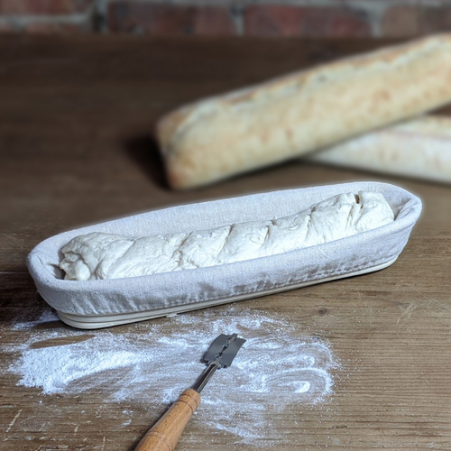Herramientas de preparación de pan para panaderos profesionales y caseros Cesta ovalada de 10 pulgadas con hojas de pan y forro de lino Banneton Cestas de pan para levadura natural 